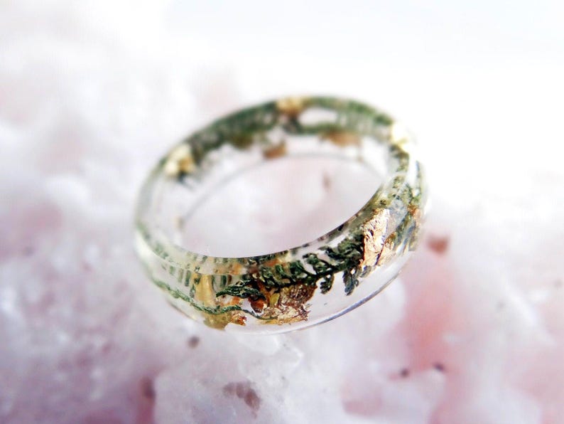 Yarrow Ring, Clear Resin Jewelry: Protection Amulet, Healing Jewelry, Witchy Gift for Her image 8