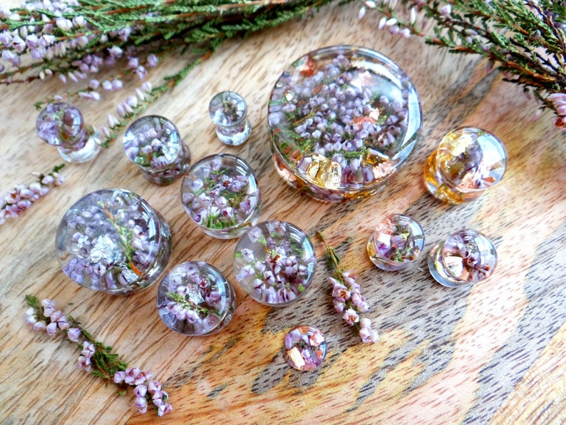 Real Heather plugs and tunnels Wedding gauges Floral gauge 2g 0g 00g 1'' 2'' Nature Resin plugs Lilac flower plug for women for men Ear plug image 2