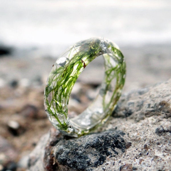 Real green Moss ring Engagement rings for couple Nature inspired Wedding band mens Boho ring for women Resin ring Promise ring for him