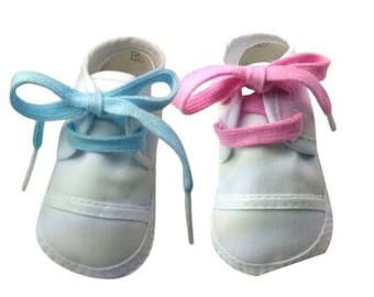 Gender Specific Crib Shoes with Shoelaces