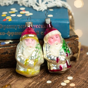 Santa Claus Christmas figurine, GDR vintage 40s Christmas tree toys, blown glass ornament, Ded Moroz, Father Frost