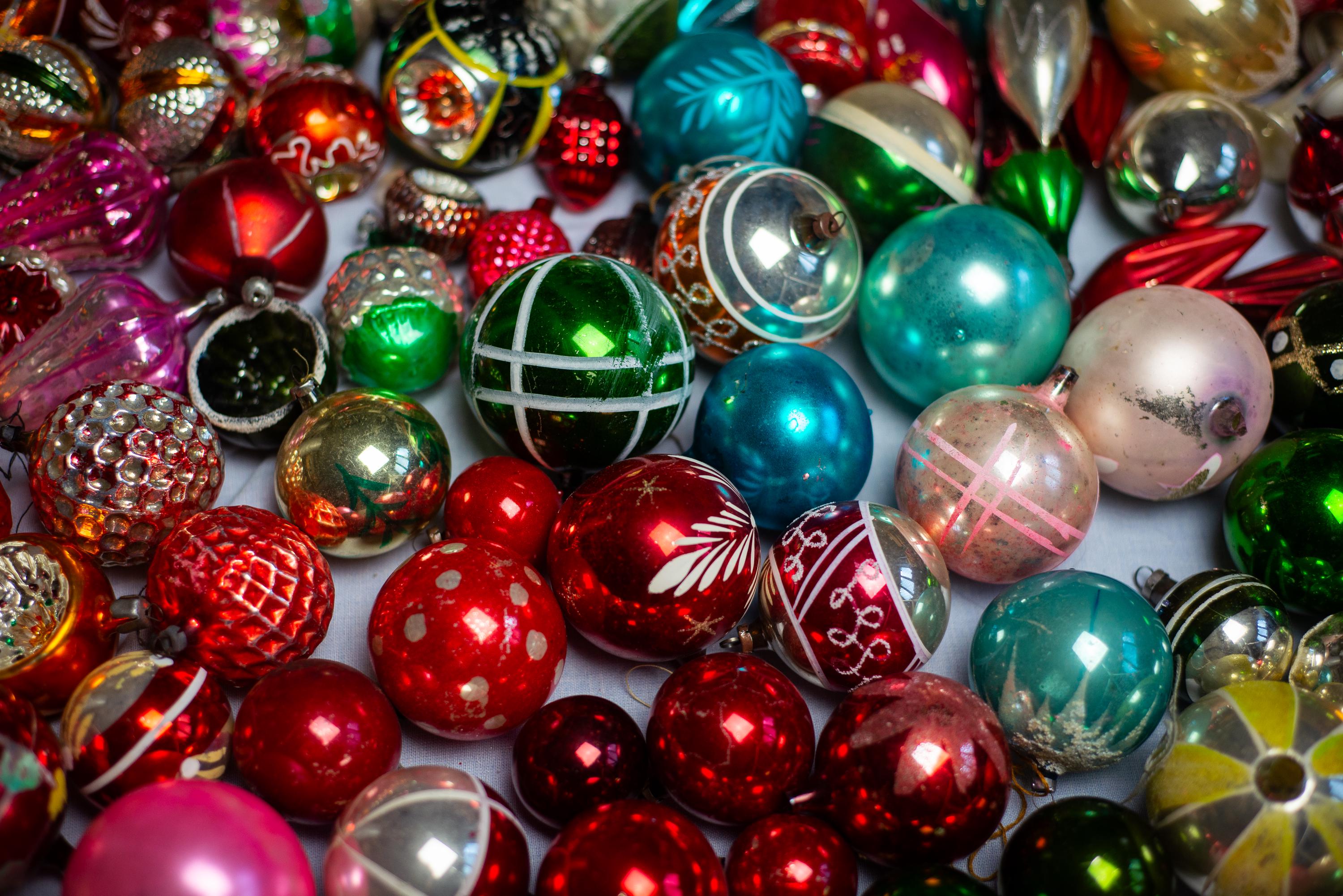 Vintage GDR Glass Christmas Ornaments Set – 1950s-70s Thin Glass 