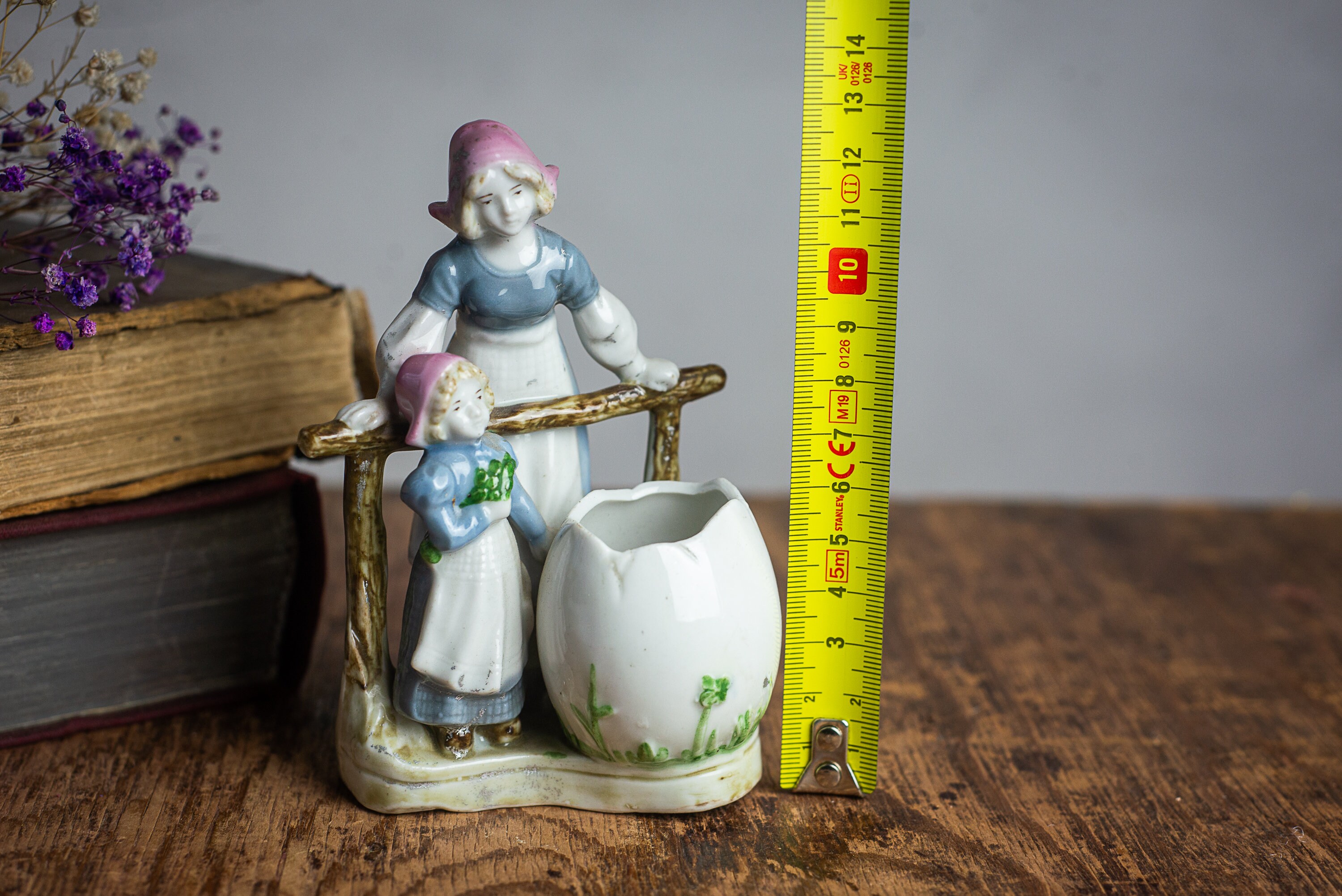 少女像置物/陶器 北欧風 昭和レトロ 陶器人形 可愛い女の子 工芸品 フィギュア