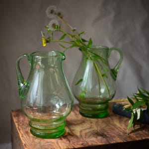 Vintage Green Glass Pitcher – 70s Juice Jug, Rustic Cottagecore Water Carafe, Breakfast Table Decor, Farmhouse Glassware