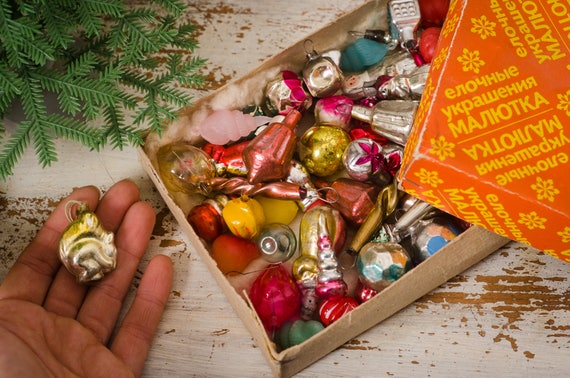 Vintage Christmas Craft Supplies Lot of 9 Mini Items