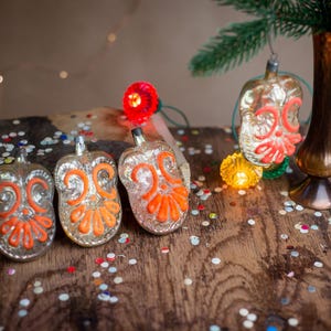 Juego de 6 adornos navideños vintage de vidrio dorado, decoraciones colgantes para árbol de Navidad pintadas a mano