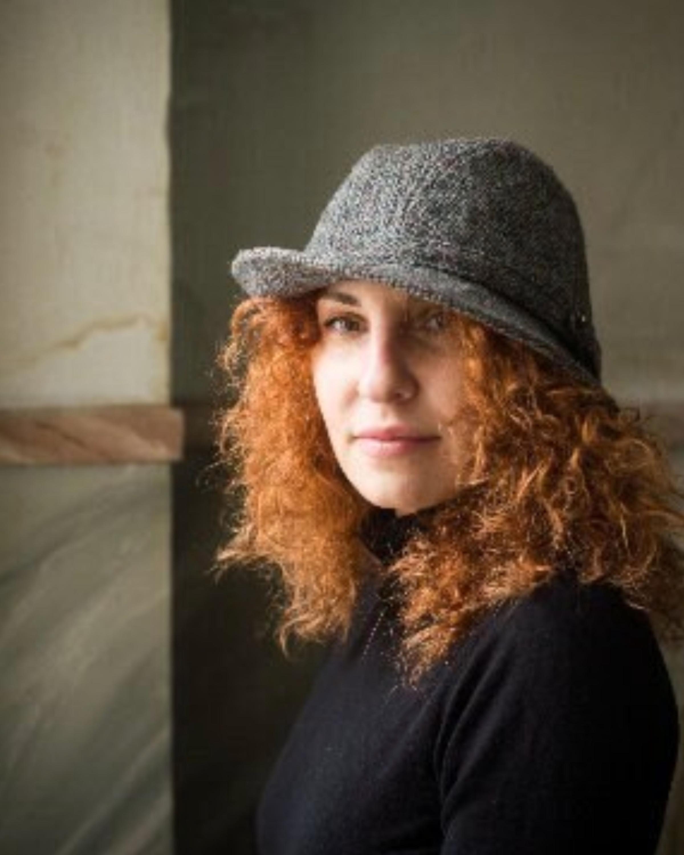 Vintage Gray Fedora Hat for Women, Wool Brim Hat in 1970s  display picture 1