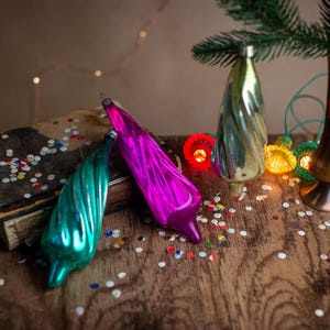 Set of 3 vintage glass Christmas ornaments, swirl icicles mercury glass Xmas tree hanging decorations