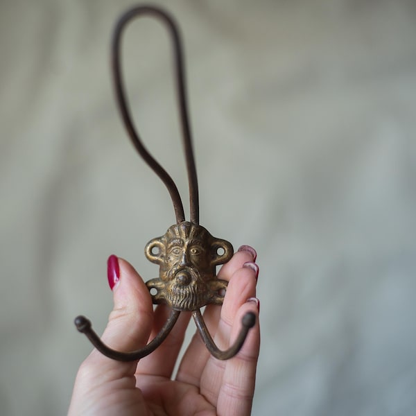 Vintage Messing Medusa Haken, Art-Deco-Wandhaken, griechische Mythologie Home Decor