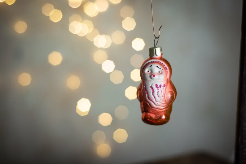 Figura de gnomo, adornos navideños de vidrio vintage de la década de 1970 Naranja