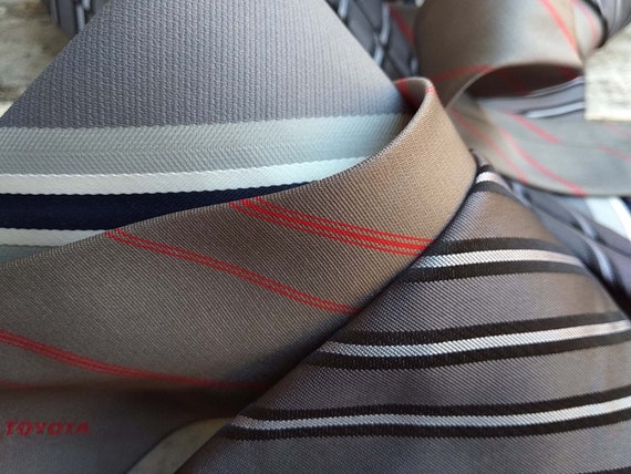Vintage striped tie for men, wedding neckties in … - image 7