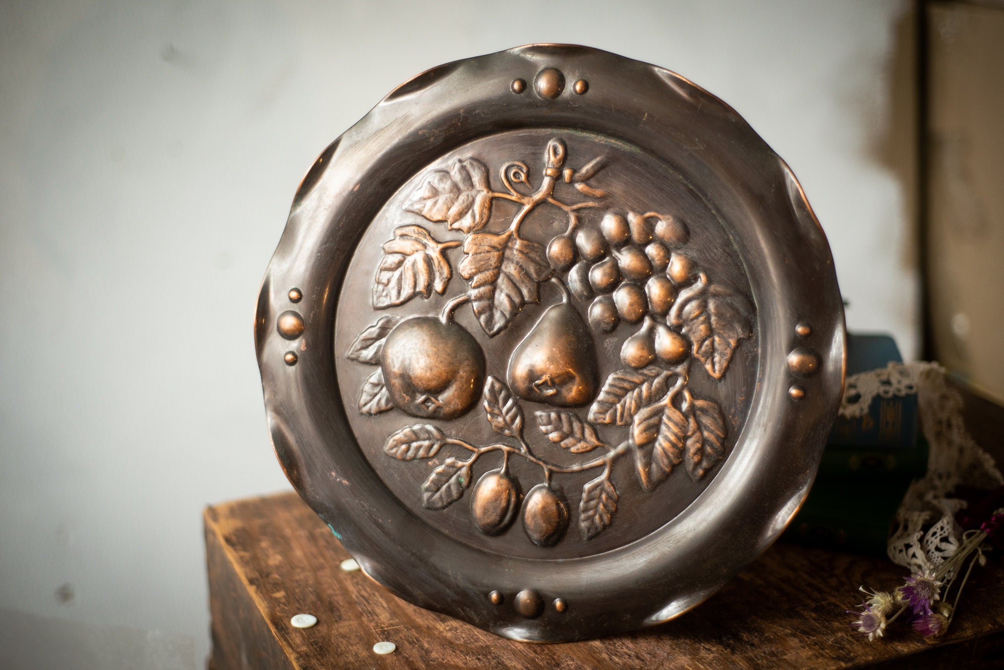 ヴィンテージエンボス加工壁プレート、円形壁パネル、キッチン壁装飾用