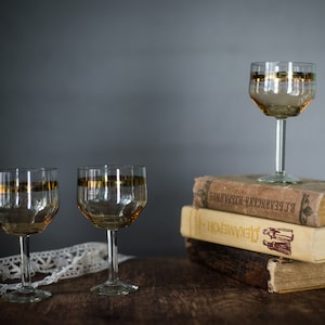 Vintage Gatsby wine glasses, colored wedding wine glasses, Set of 3, glass goblets for wine, Antique glassware, Retro party serving