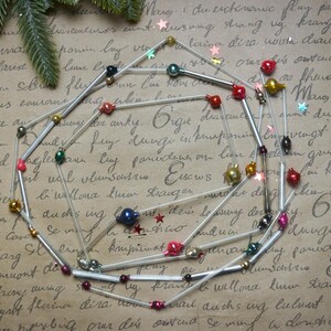 Adornos navideños de cuentas de corneta, decoración navideña de vidrio vintage de los años 70, decoraciones navideñas retro imagen 13