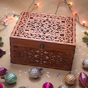 Christmas ornament storage box, Keepsake Box for Xmas decorations, Wooden Xmas gift box
