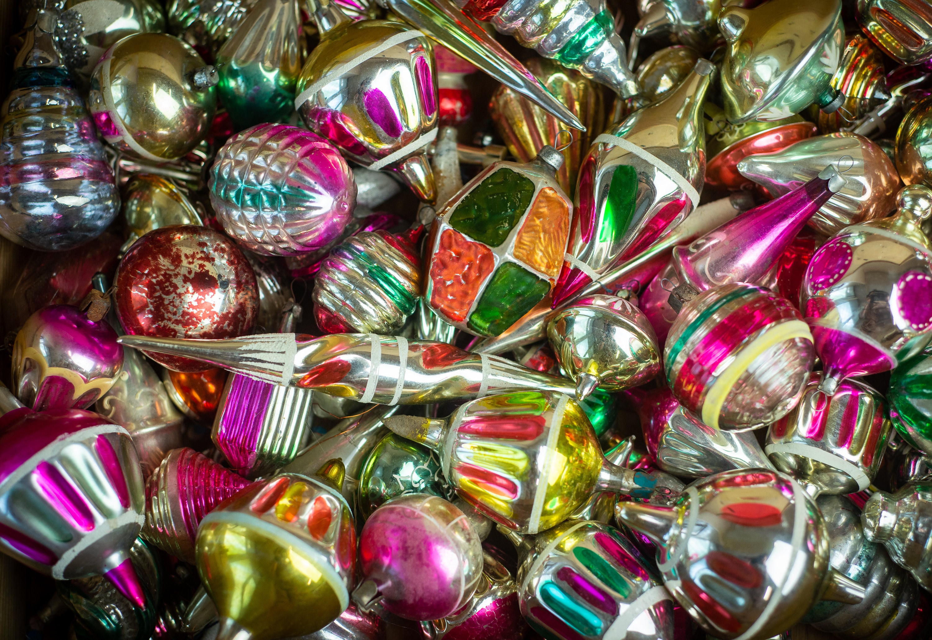 ソビエト ガラスオーナメント かごに入った猫ちゃん クリスマス