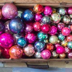 Multicolor glass Christmas vintage ornaments balls, glass bubbles for home decoration, hanging garden summer outdoor wedding bohemian decor