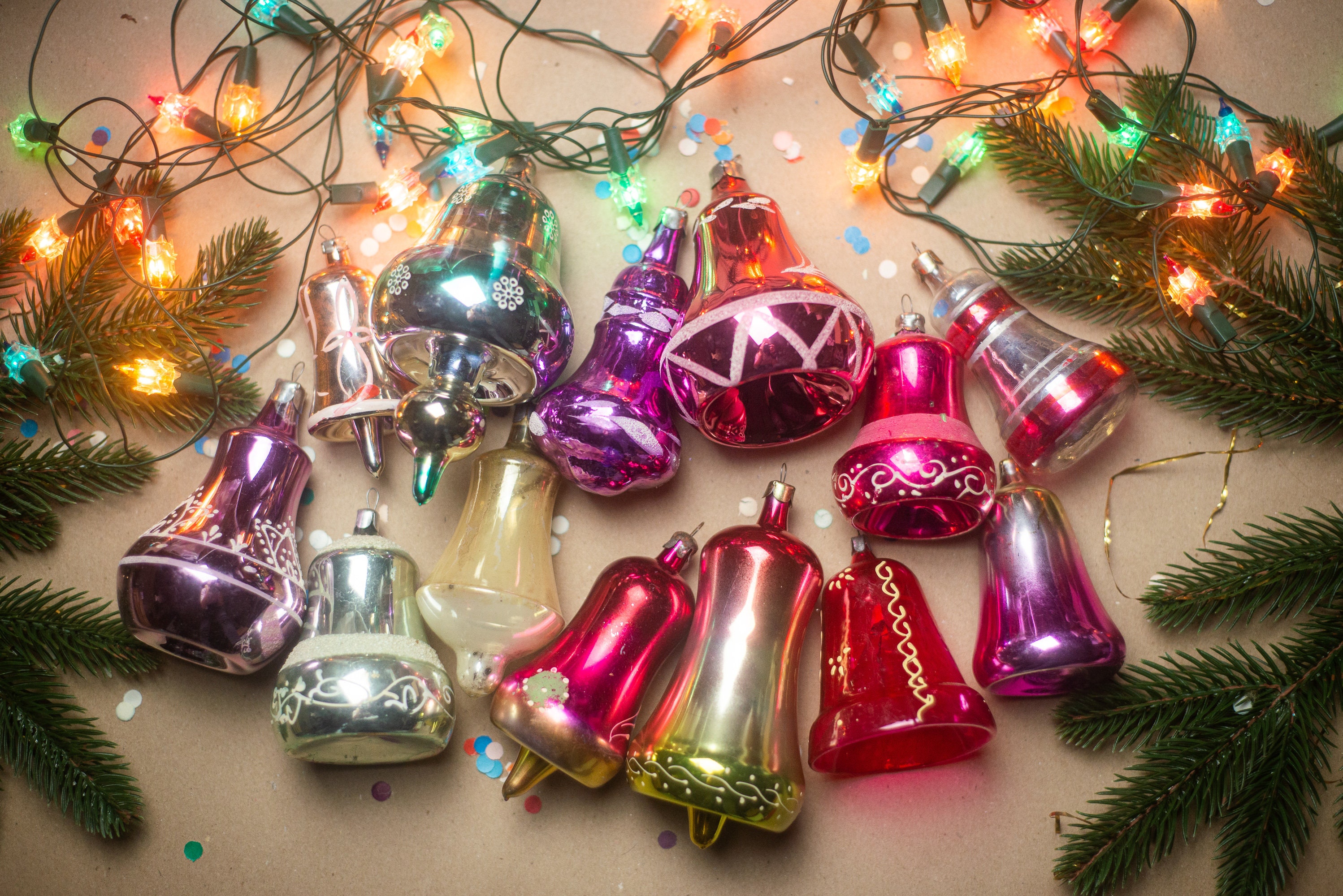 Vintage Christmas Jingle Bells Window Memorial Ornaments Christmas