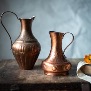 Antique copper vase, vintage metal pitcher, rustic home decor, farmhouse flower jug