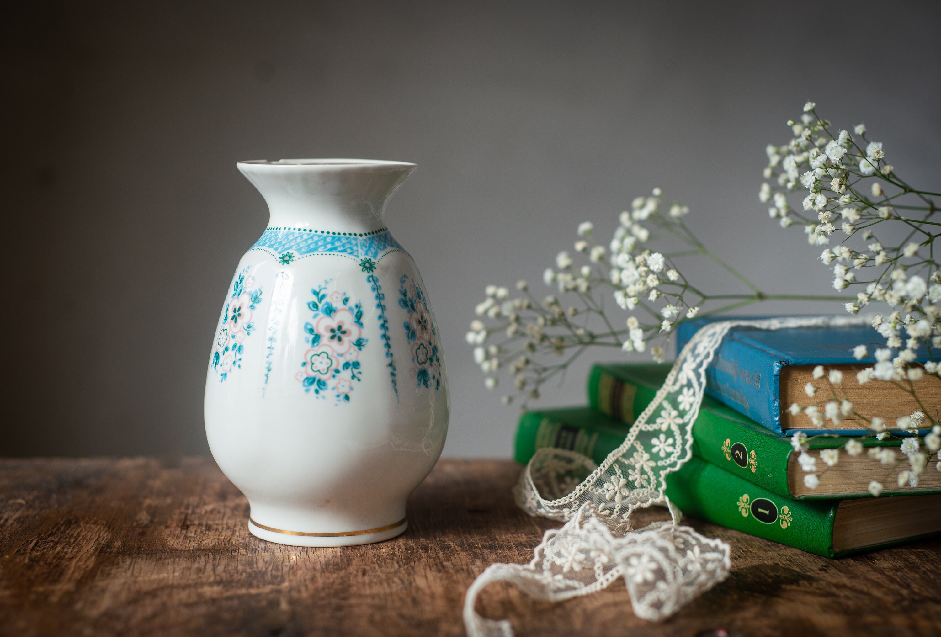 Vintage flower vase Retro porcelain vase with floral pattern Etsy