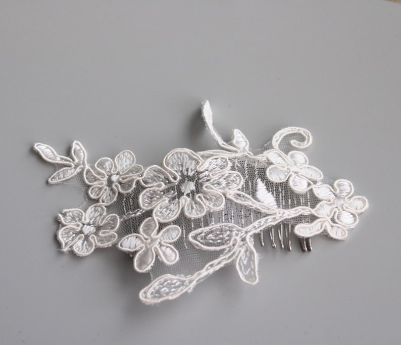 BRIDAL HAIR COMB, Bridal Head piece, Bridal Comb, Wedding Headpiece, Wedding Comb image 2