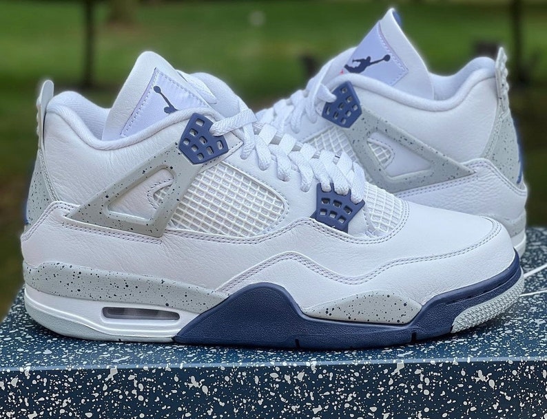 midnight blue aj4