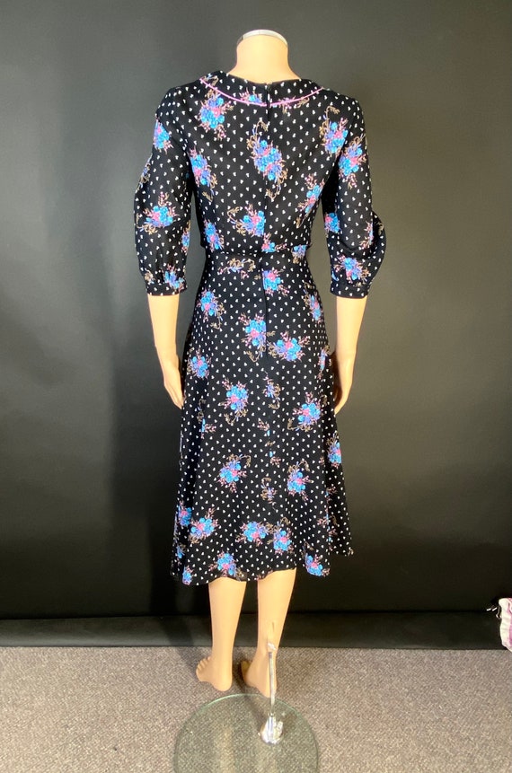 Really pretty 70’s does 40’s volup day dress - image 4