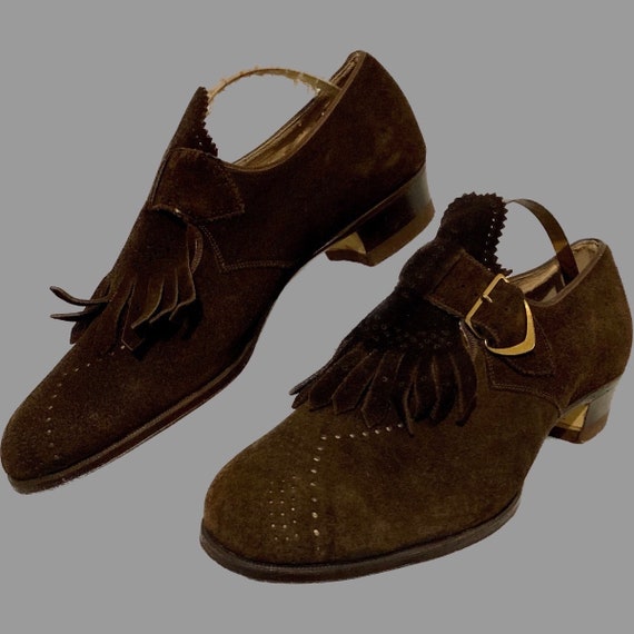 Early 1940s suede shoes - image 1