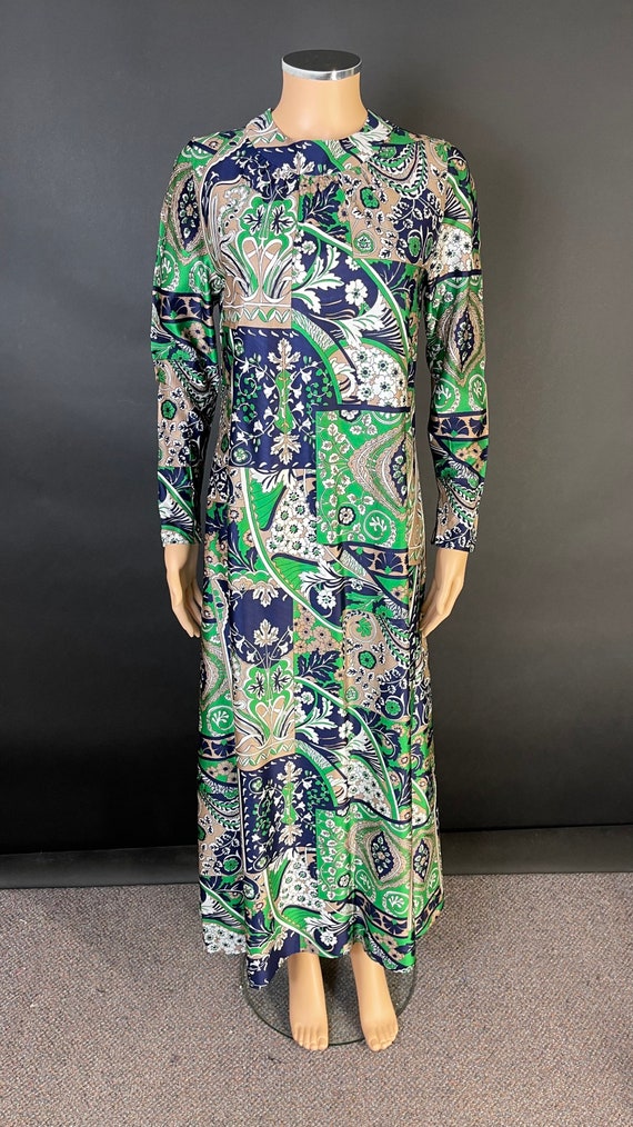 Gorgeous volup 1970s maxi dress - image 2