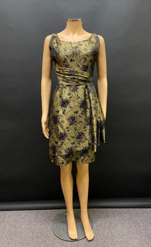 Gorgeous 50’s cocktail dress