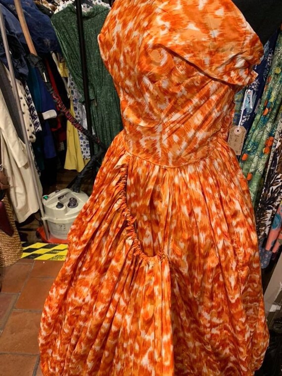 Stunning 1950’s orange puff ball party cocktail s… - image 4