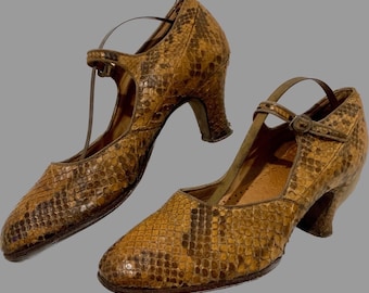 1920s snakeskin shoes