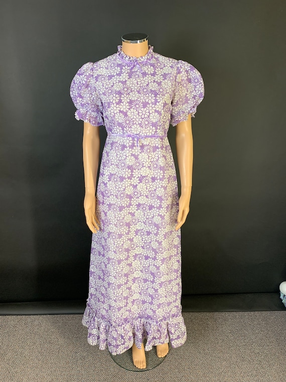 Cute early 1970’s prairie dress - image 2