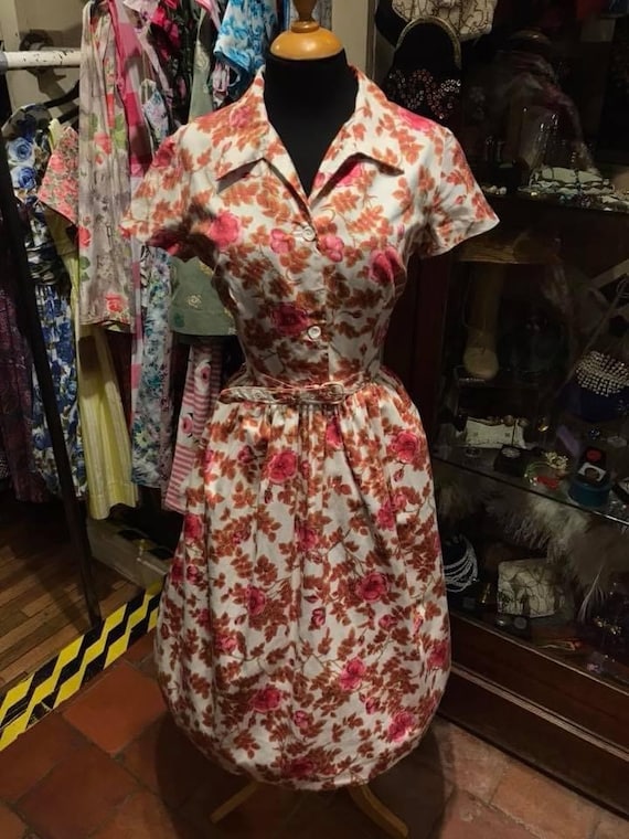 50’s beautiful cotton day dress