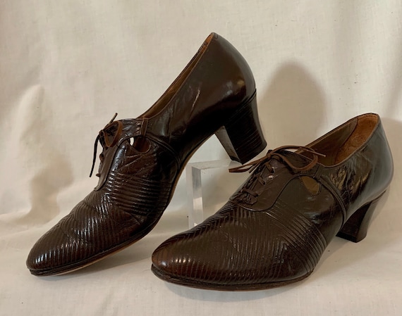 1930s lace-ups