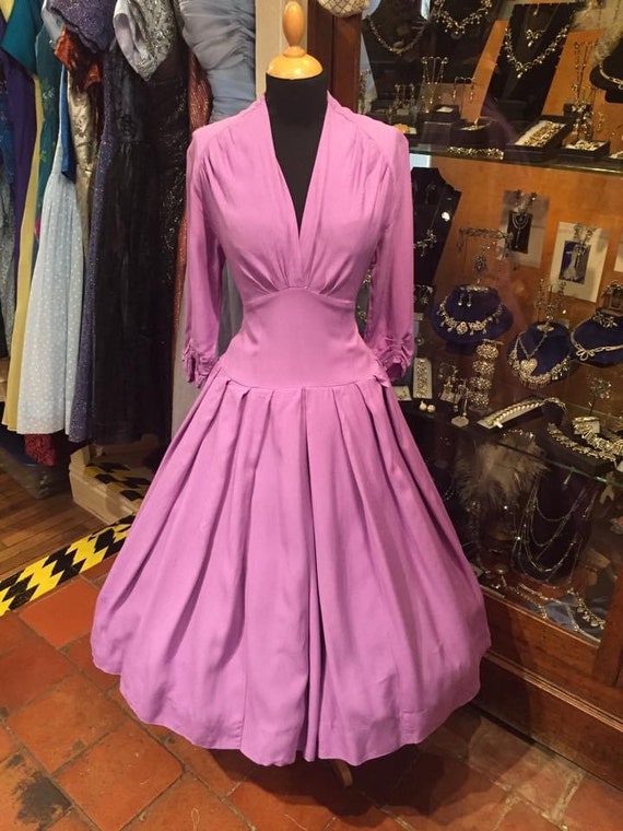 Gorgeous 1950s day dress