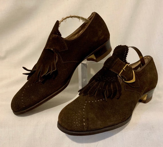 Early 1940s suede shoes - image 2