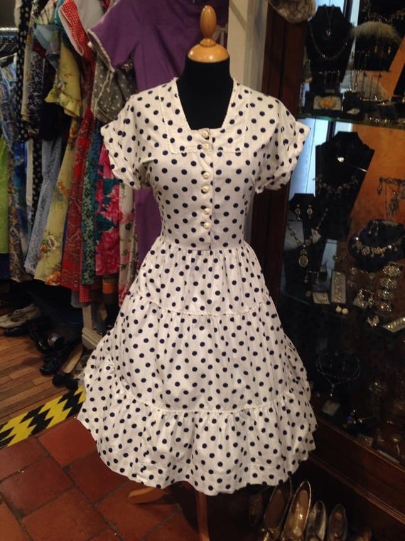Lovely late 1940s cotton day dress
