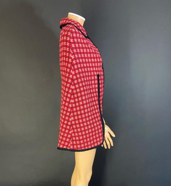 1960's / 70's Welsh tapestry cape - Gem
