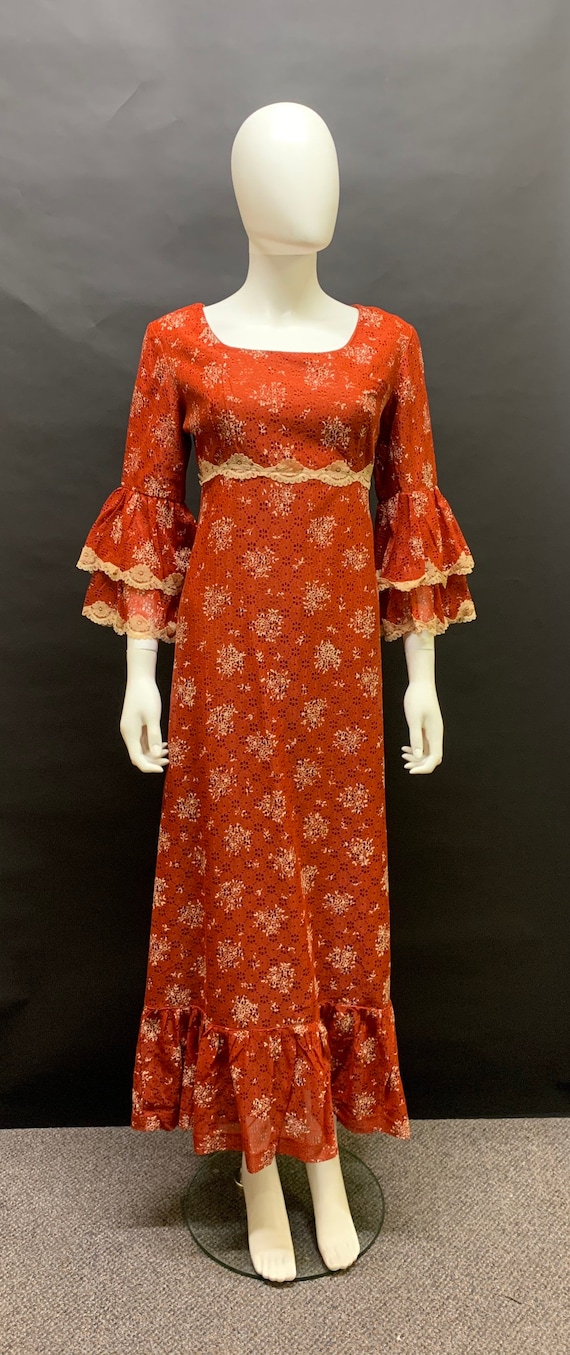 1970’s volup printed lace dress
