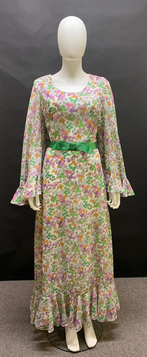 Fantastic 70’s maxi dress