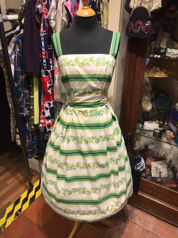 50’s beautiful cotton day dress