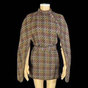 Fantastic 1960’s / 70’s Welsh tapestry cape by Welsh Woollens