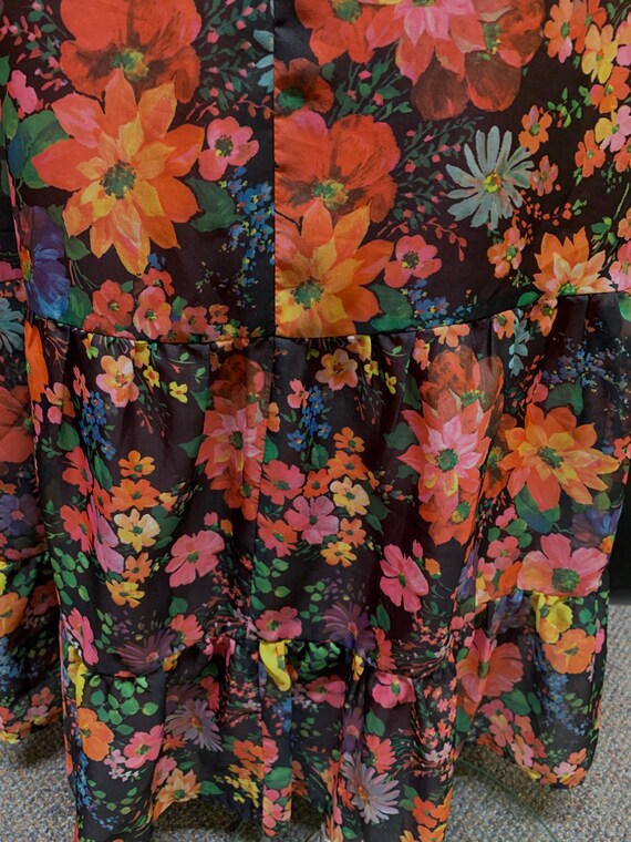 Pretty 1970’s maxi dress - image 8