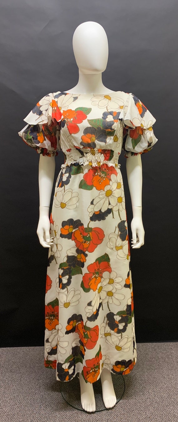 Fantastic 70’s maxi dress