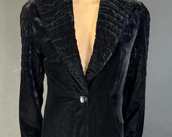 1930s Velvet Evening Coat, Quilted Collar, Relined (Bust 36”)