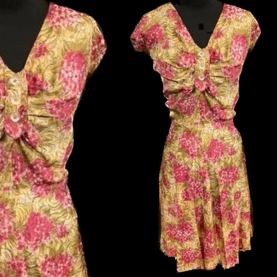 Really pretty silky 1940’s day dress - image 1