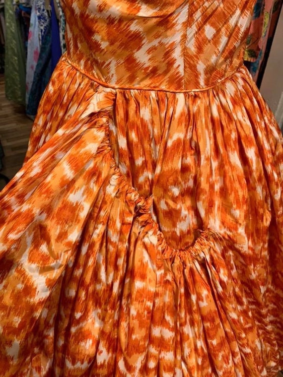 Stunning 1950’s orange puff ball party cocktail s… - image 5