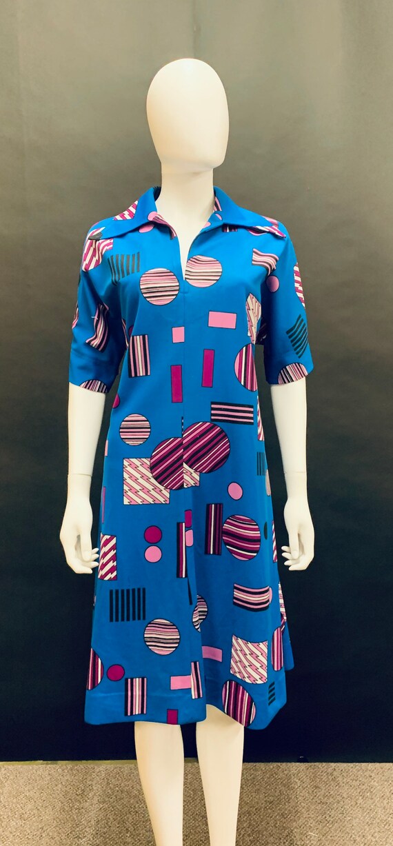 Lovely volup 60’s crimplene day dress