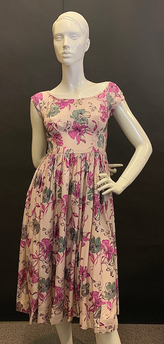 Stunning rayon 1940s dress